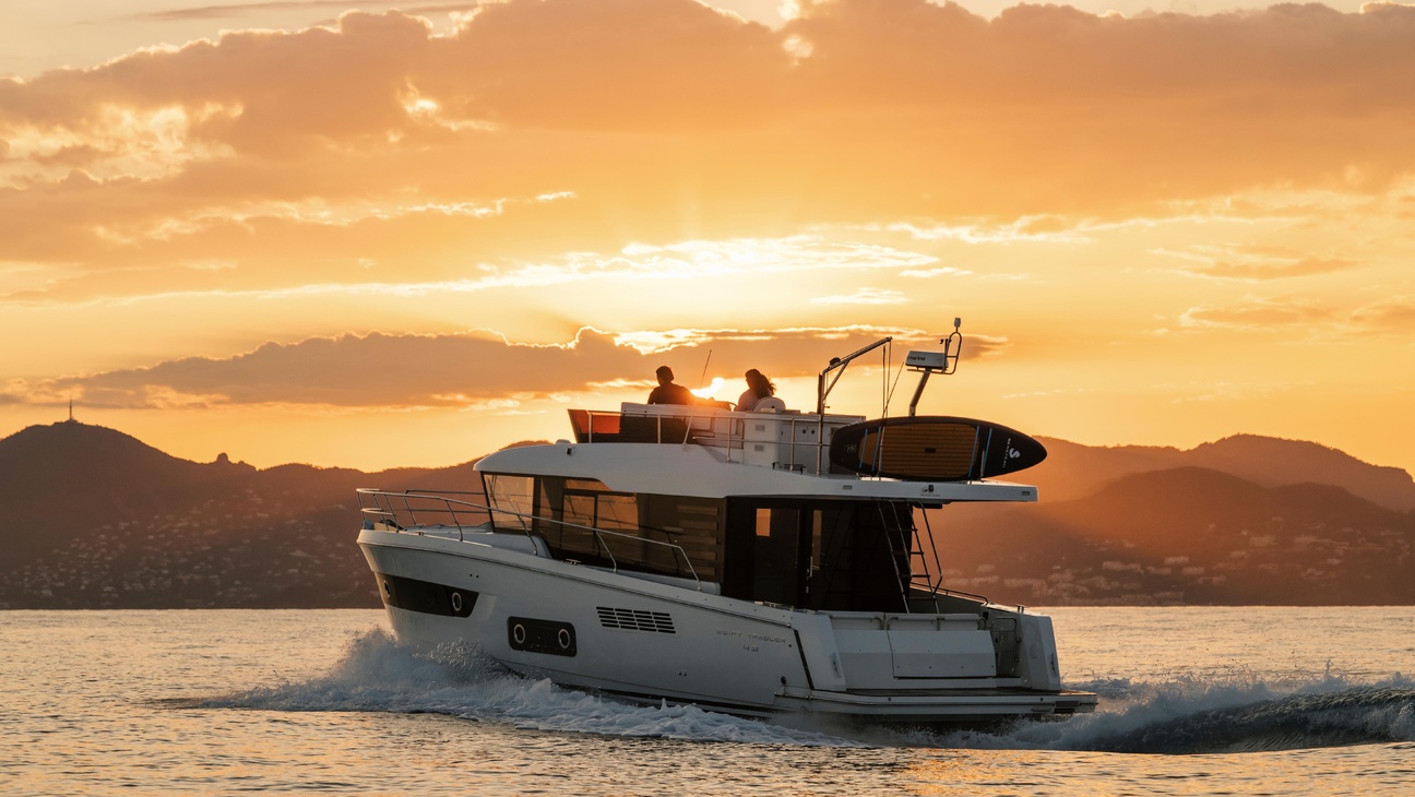 Swift Trawler