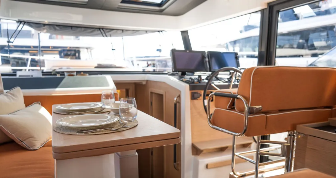 Swift Trawler 43 Fly