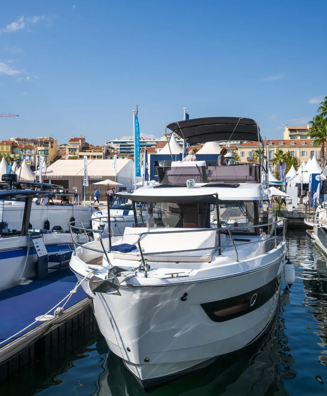 Swift Trawler 43 Fly